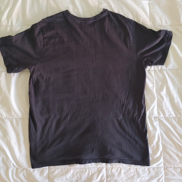 Netflix exclusive Stranger Things Levi's Black T-Shirt XL sized - Picture 3 of 3